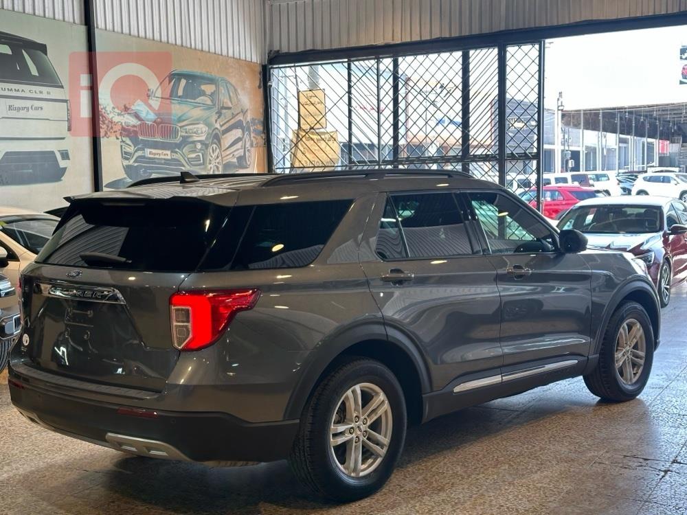 Ford Explorer